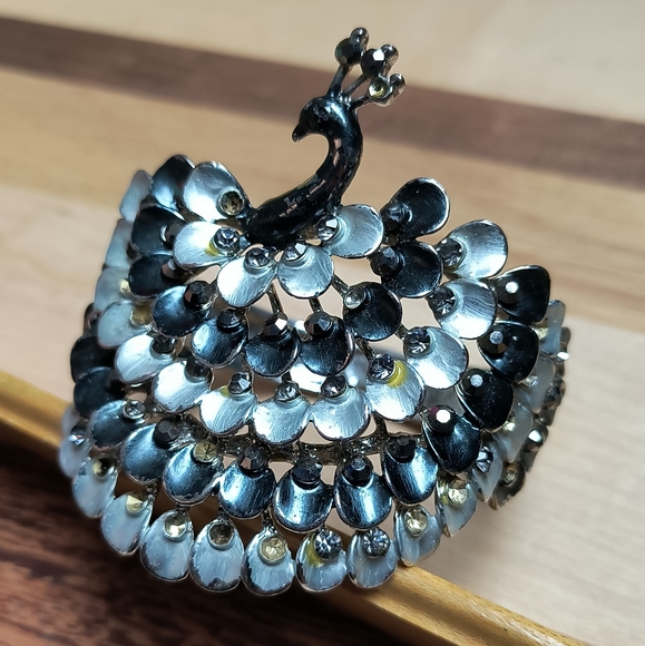 Inged Bracelet Fashion Rhinestone Enamel Black & Grey Metallic - Picture 9 of 16